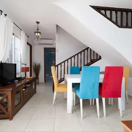 Сasa de vacaciones Caritas With Sea Views *